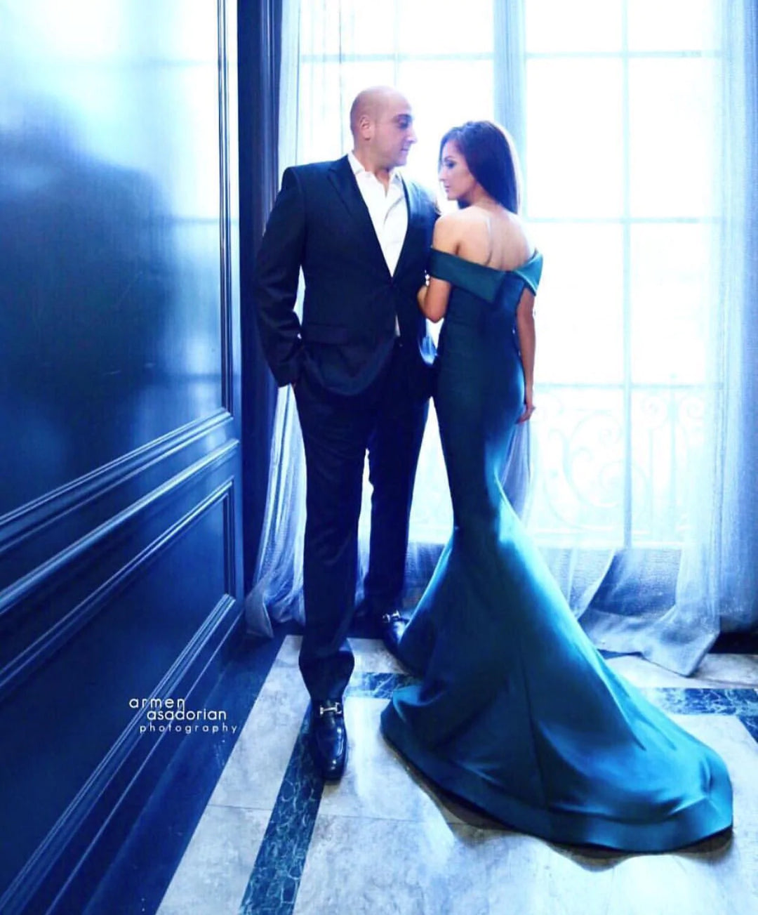 green emerald velvet dress Buy Georgette Wedding Couple Wear Outfits in Chicago Semi-Stitched / XXL / Navy Blue main image 1